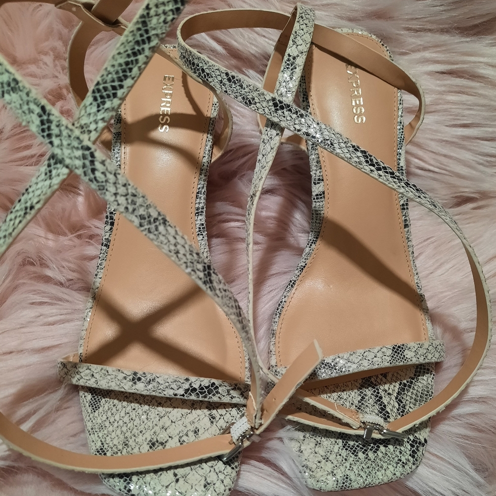 Express snakeskin strappy Sandals size 7